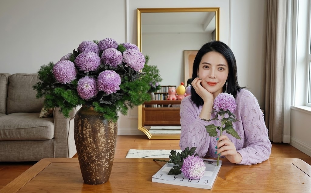 Say đắm c&uacute;c mẫu đơn t&iacute;m nhưng sợ cắm l&ecirc;n bị gi&agrave;? Đừng vội mua nếu chưa biết b&iacute; mật về "m&ugrave;a hoa đẹp nhất" n&agrave;y!- Ảnh 1.