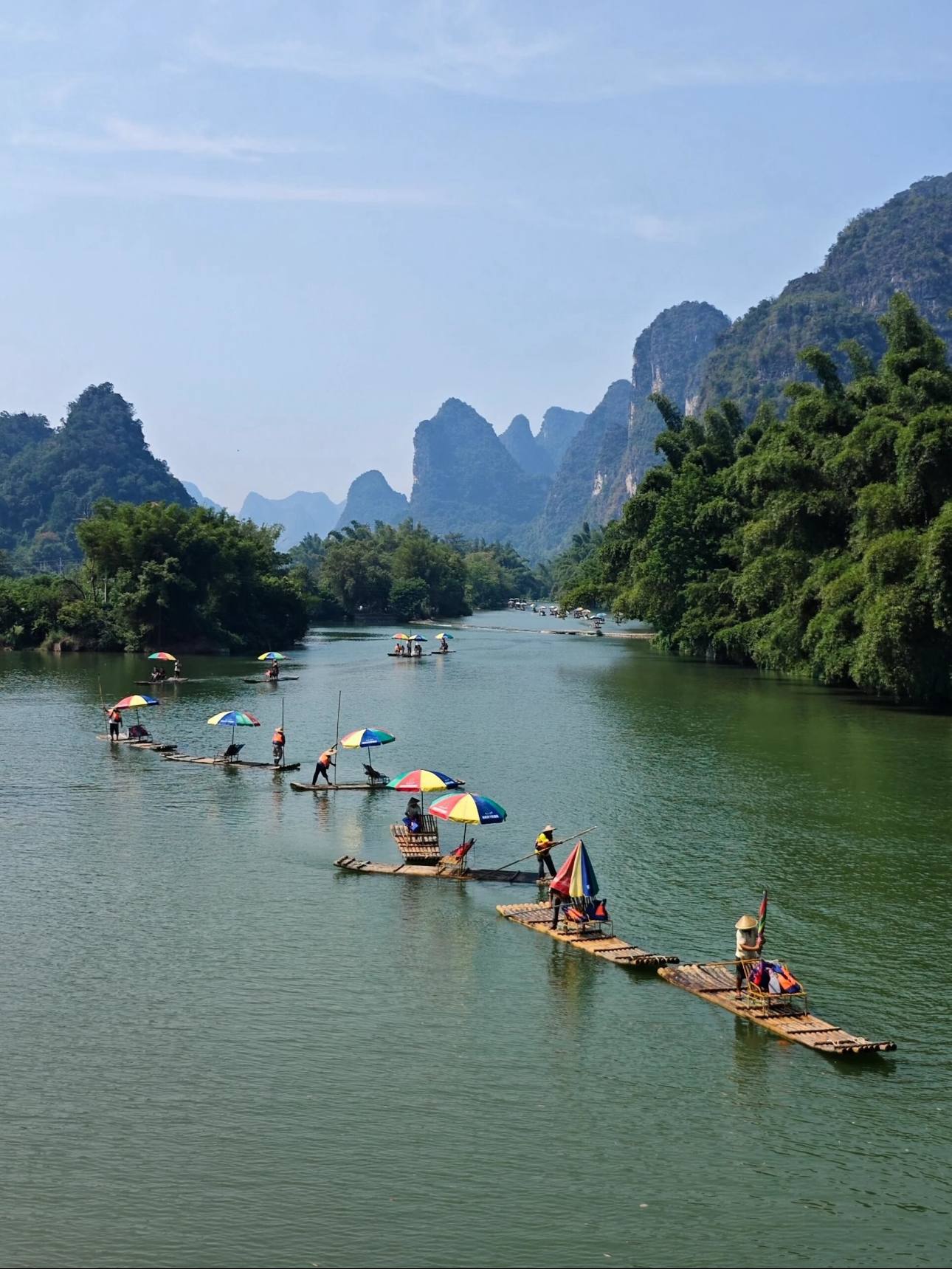 Khách Việt săn vé đi thiên đường của Trung Quốc dịp lễ nhờ mở đường bay thẳng miễn visa- Ảnh 2. Khách Việt săn vé đi thiên đường của Trung Quốc dịp lễ nhờ mở đường bay thẳng miễn visa- Ảnh 2.