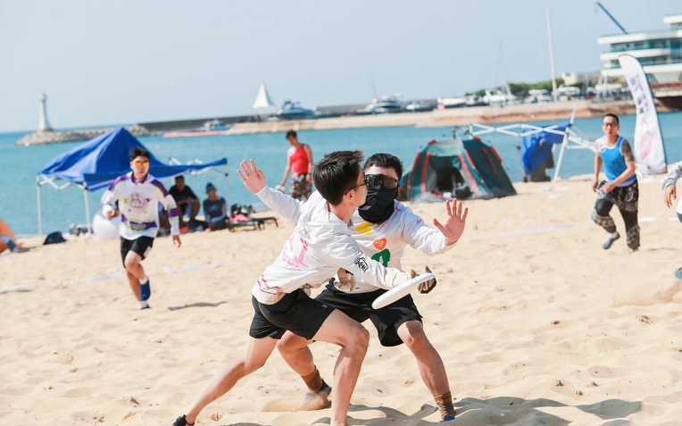 4 t&igrave;nh huống đồng nghiệp "rắn độc" lộ diện trong team building- Ảnh 1.