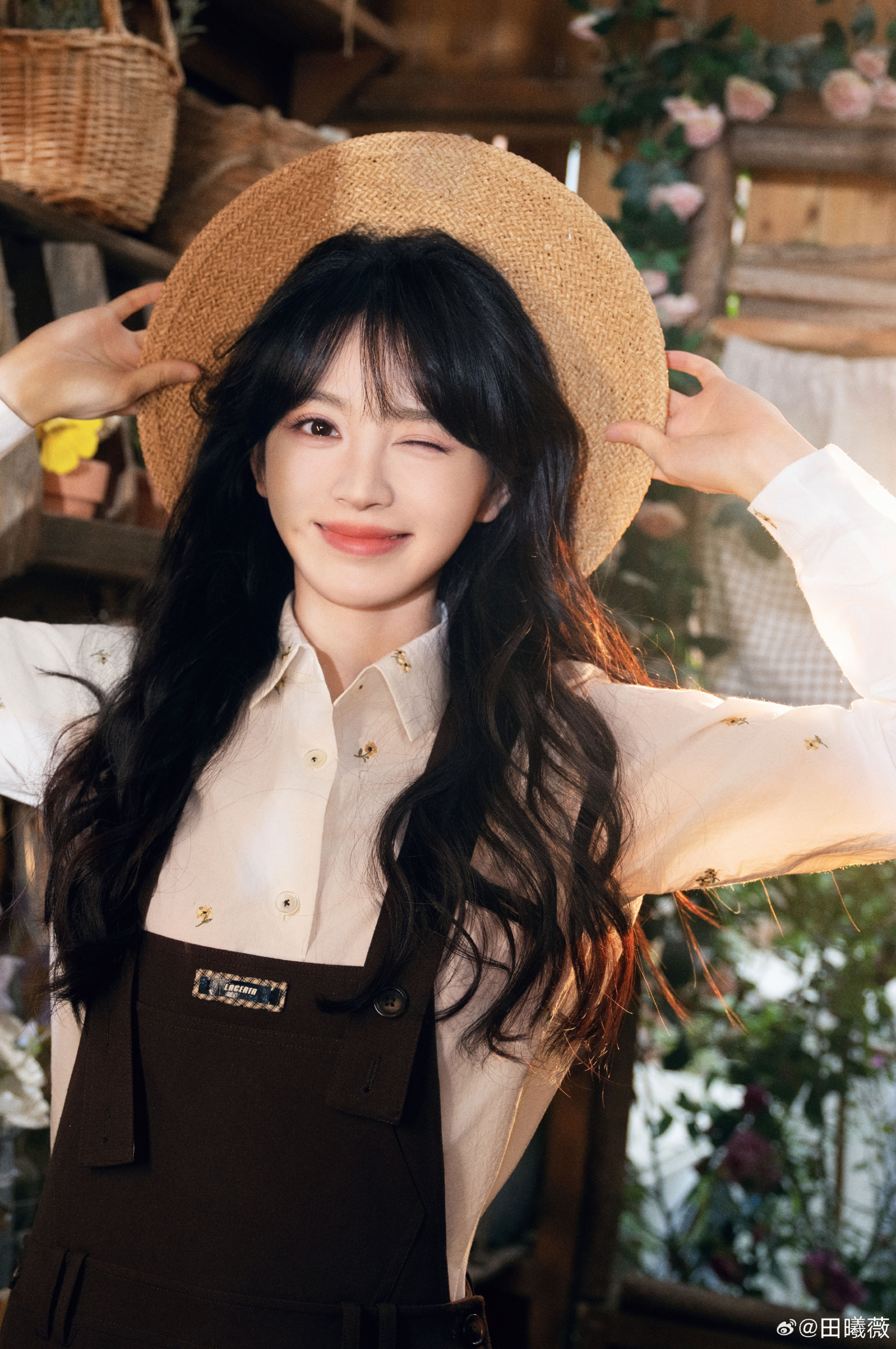 Nữ ch&iacute;nh phim Trục Ngọc: Mặt b&uacute;p b&ecirc; body bốc lửa nhưng drama rợp trời, mang tiếng 