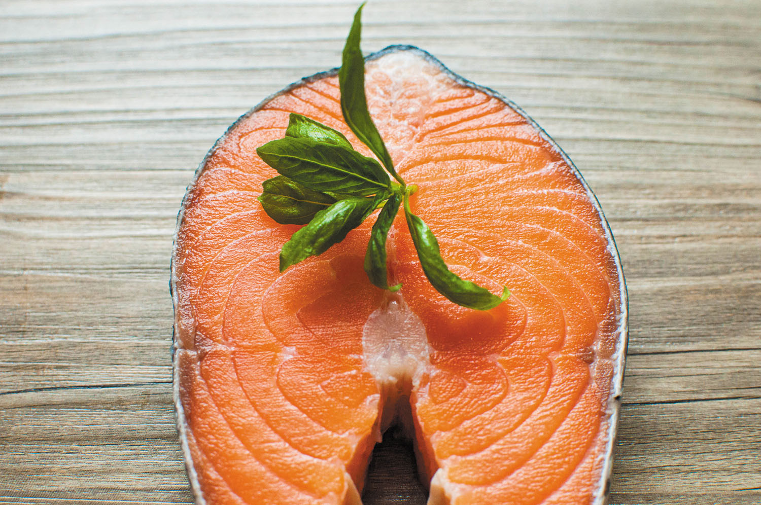 Mỹ đ&aacute;nh gi&aacute;: Đột quỵ &ldquo;rất sợ&rdquo; loại c&aacute; n&agrave;y, v&ocirc; địch về omega-3, ra chợ l&agrave; mua được- Ảnh 1.