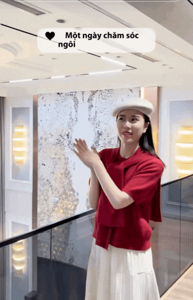 Chọn b&igrave;nh y&ecirc;n b&ecirc;n gia đ&igrave;nh thay v&igrave; h&agrave;o quang Hoa hậu: Nữ MC lấy chồng Tiến sĩ, cuộc sống như ph&uacute; b&agrave; trong dinh thự 9 tầng ở H&agrave; Nội- Ảnh 6.