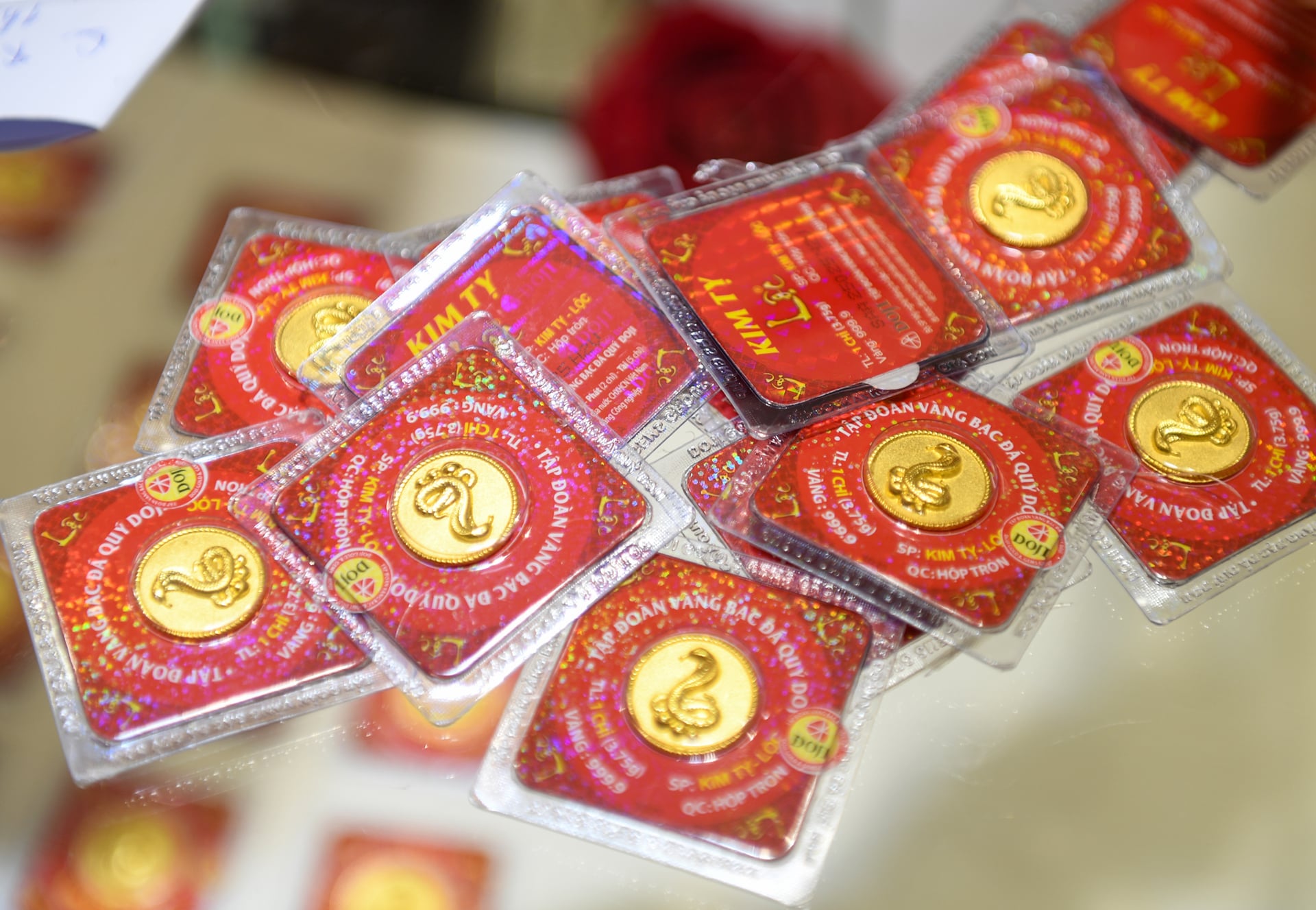 Kh&ocirc;ng phải ai mua v&agrave;ng xong cũng gi&agrave;u l&ecirc;n: Kh&aacute;c biệt nằm ở 3 thứ n&agrave;y!- Ảnh 1.