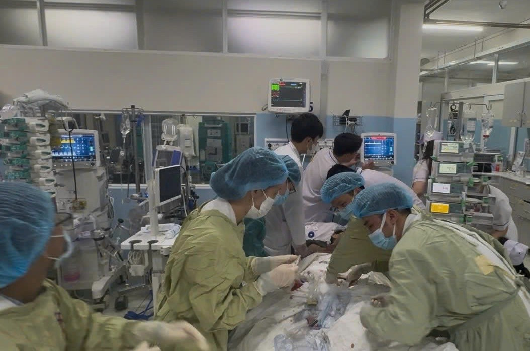 Việt Nam ch&iacute;nh thức ph&ecirc; duyệt kỹ thuật hồi sinh tim phổi bằng tuần ho&agrave;n ngo&agrave;i cơ thể- Ảnh 1.