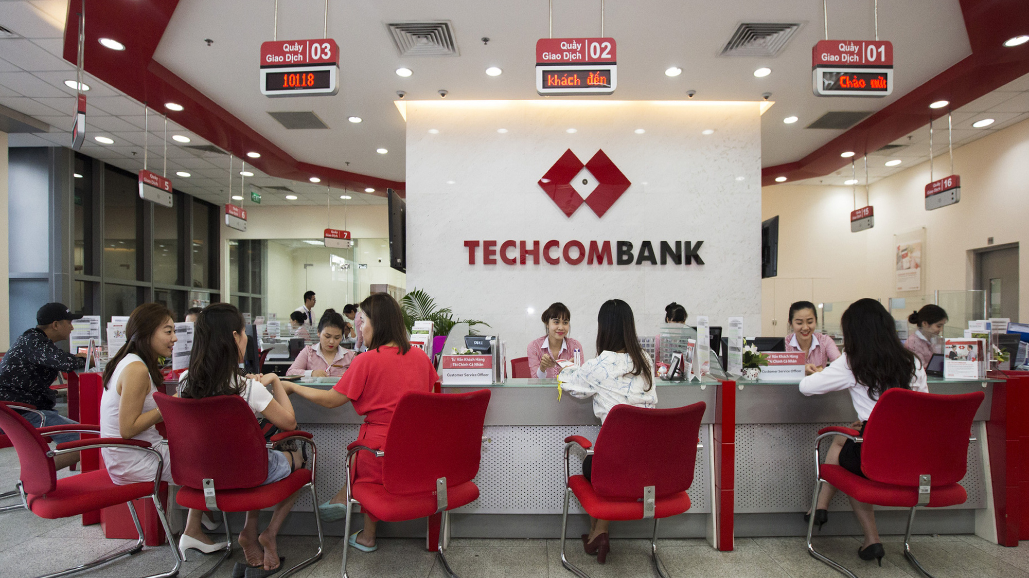 Techcombank c&oacute; th&ocirc;ng b&aacute;o khẩn đến to&agrave;n bộ kh&aacute;ch h&agrave;ng- Ảnh 1.