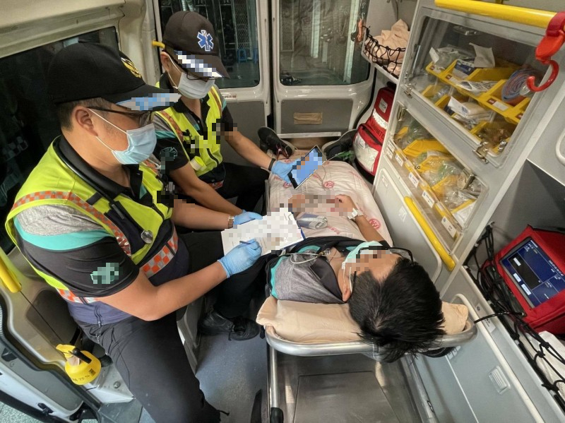 Người đ&agrave;n &ocirc;ng 42 tuổi tử vong do xuất huyết n&atilde;o, b&aacute;c sĩ n&oacute;i thẳng: Ăn s&aacute;ng theo 3 kiểu n&agrave;y, mạch m&aacute;u bằng th&eacute;p cũng vỡ- Ảnh 1.