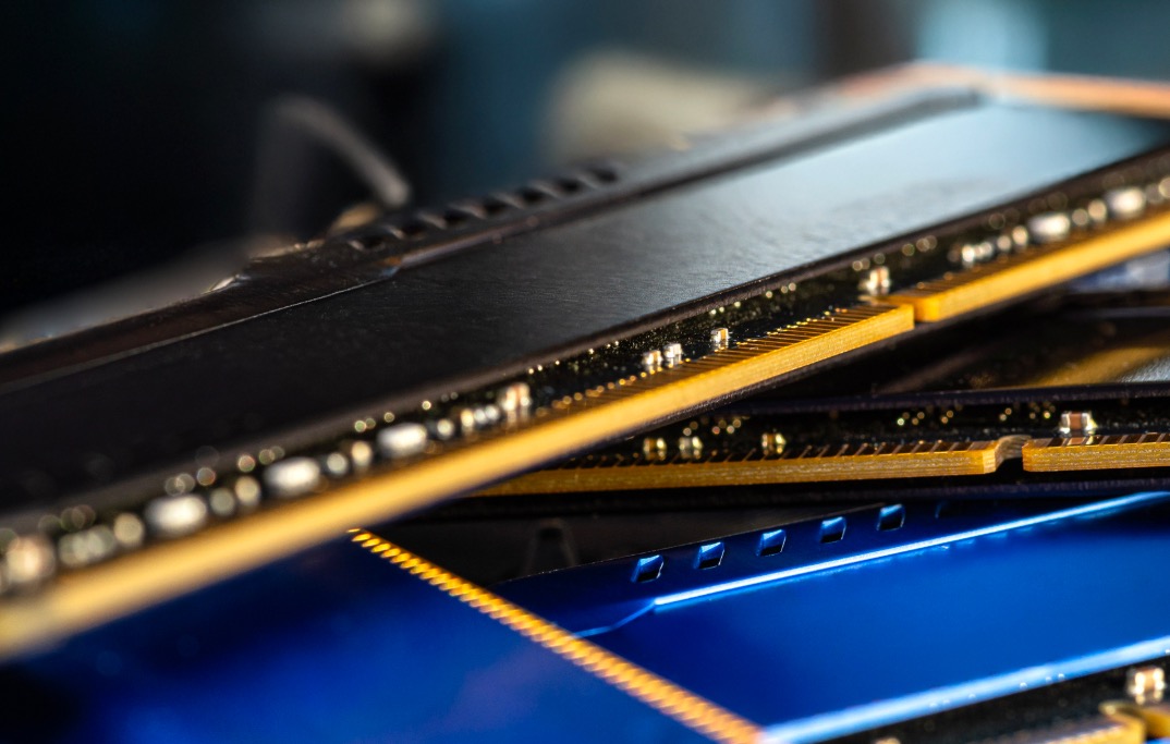 Thời đại smartphone gi&aacute; rẻ kết th&uacute;c: Khi ng&agrave;n đ&ocirc; kh&ocirc;ng c&ograve;n l&agrave; đỉnh - mức "b&igrave;nh thường mới" đ&atilde; ngang ngửa chiếc iPhone đầu ti&ecirc;n- Ảnh 6.