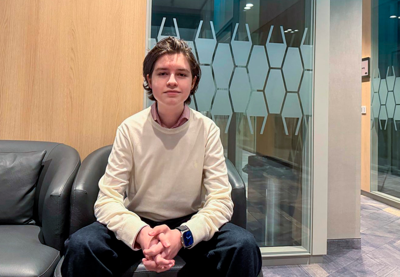 Thần đồng 15 tuổi IQ 145 ch&iacute;nh thức tốt nghiệp tiến sĩ Vật l&yacute;, đang nghi&ecirc;n cứu c&aacute;ch để con người trở n&ecirc;n "bất tử"- Ảnh 5.