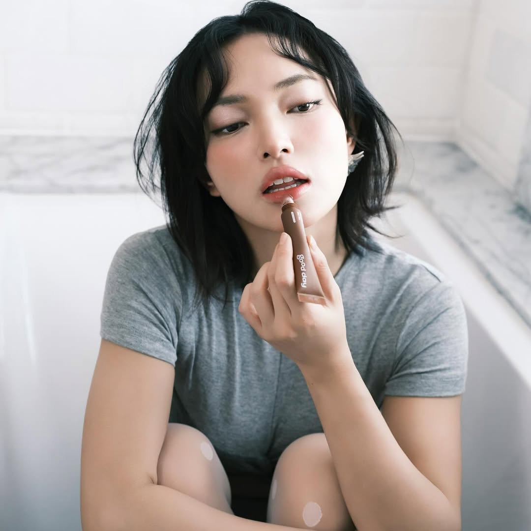 Bận đi h&aacute;t, brand mỹ phẩm của Ch&acirc;u B&ugrave;i giờ ra sao?- Ảnh 10.