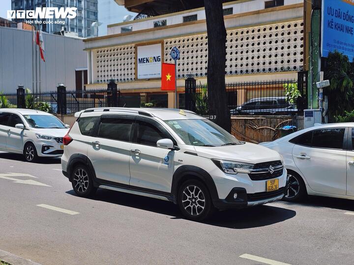 Chuy&ecirc;n gia chỉ c&aacute;ch l&aacute;i xe gi&uacute;p t&agrave;i xế tiết kiệm nhi&ecirc;n liệu mỗi ng&agrave;y- Ảnh 4.