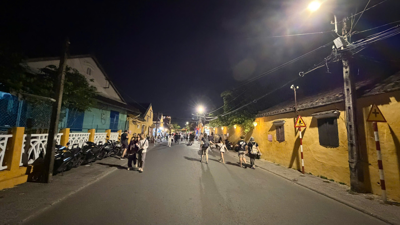 Bất ngờ diện mạo phố cổ Hội An về đ&ecirc;m- Ảnh 3.