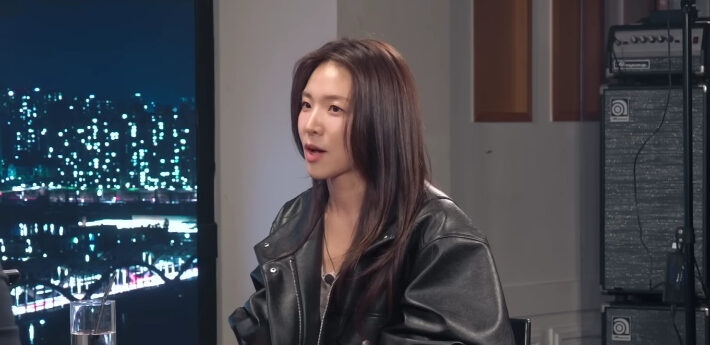 Hoa hậu xinh đẹp, x&agrave;i nhiều đồ hiệu nhất Địa Ngục Độc Th&acirc;n bị b&oacute;c mẽ 