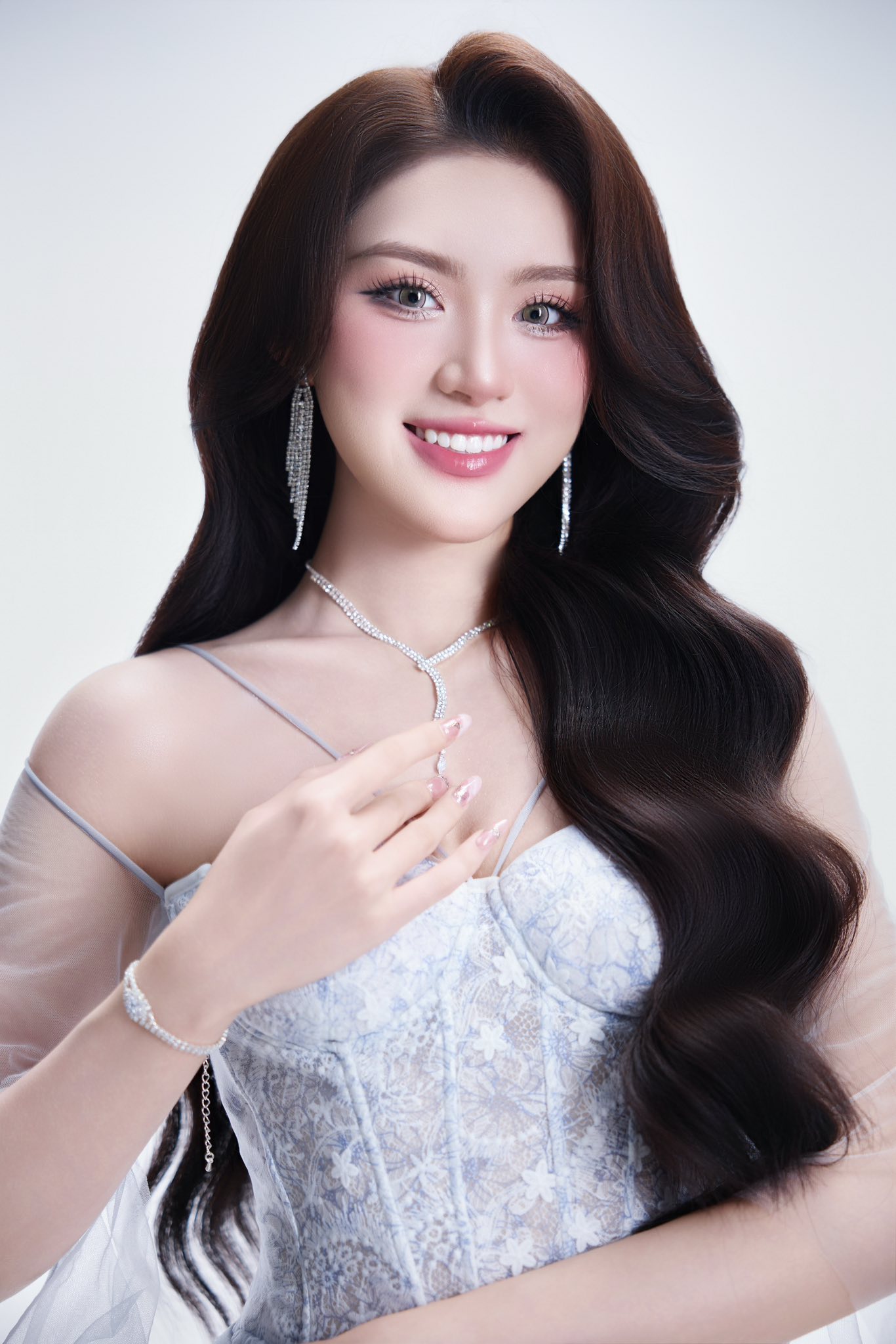 Tất tần tật về Phương Oanh - T&acirc;n Miss World Vietnam- Ảnh 10.