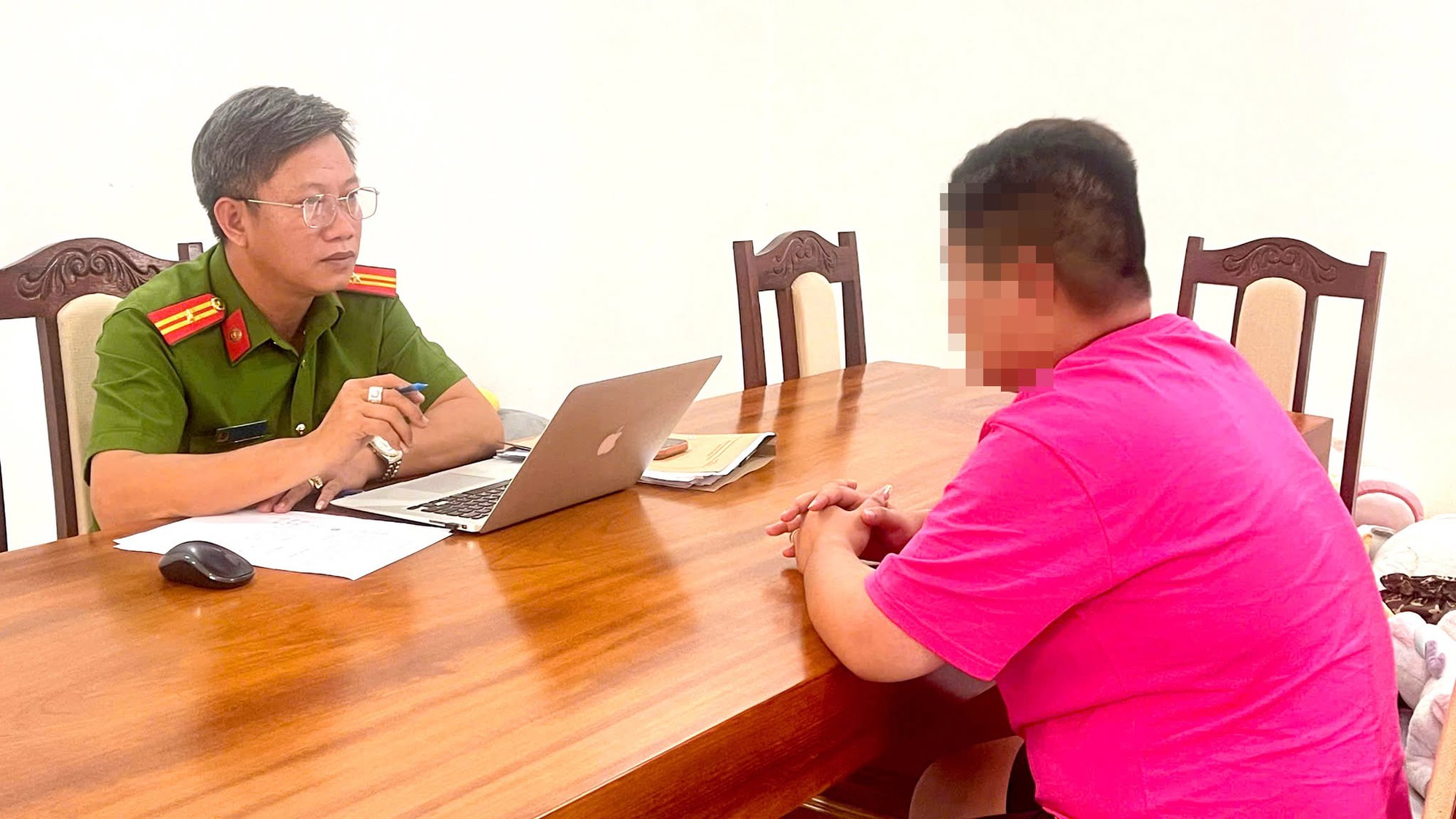 343 người trong "tập đo&agrave;n" lừa đảo trực tuyến bị bắt, C&ocirc;ng an ph&aacute;t th&ocirc;ng b&aacute;o khẩn t&igrave;m kiếm bị hại tr&ecirc;n to&agrave;n quốc- Ảnh 3.