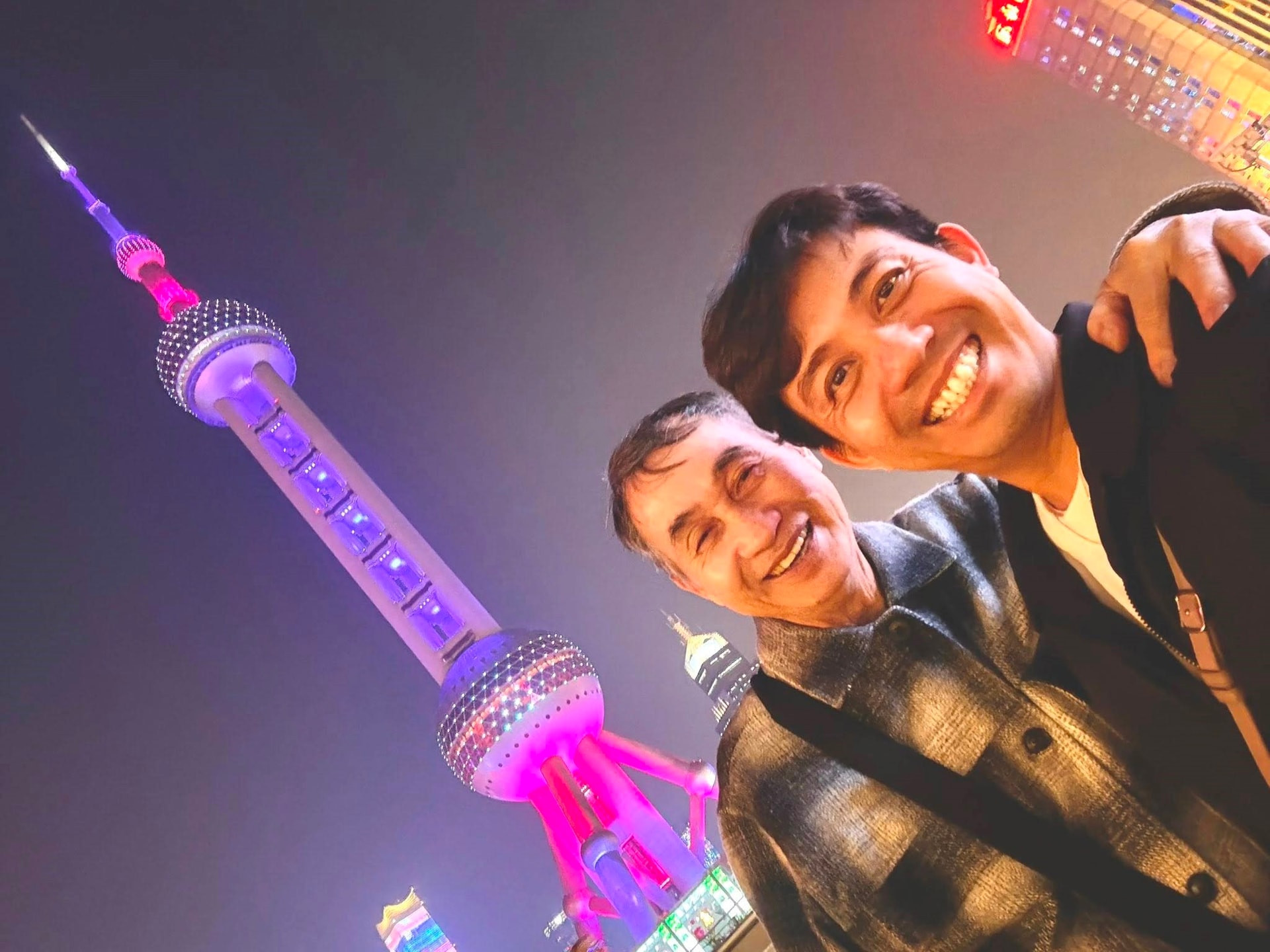 Mối quan hệ của cụ &ocirc;ng S&agrave;i G&ograve;n U80 sở hữu đế chế ng&agrave;nh nhựa v&agrave; con trai- Ảnh 1.