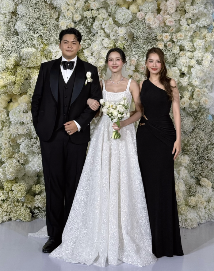 Cặp sao Vbiz tổ chức đ&aacute;m cưới tối nay: Chi Pu đẹp tinh tế, Sam - Puka c&ugrave;ng d&agrave;n sao đổ bộ ch&uacute;c mừng- Ảnh 1.