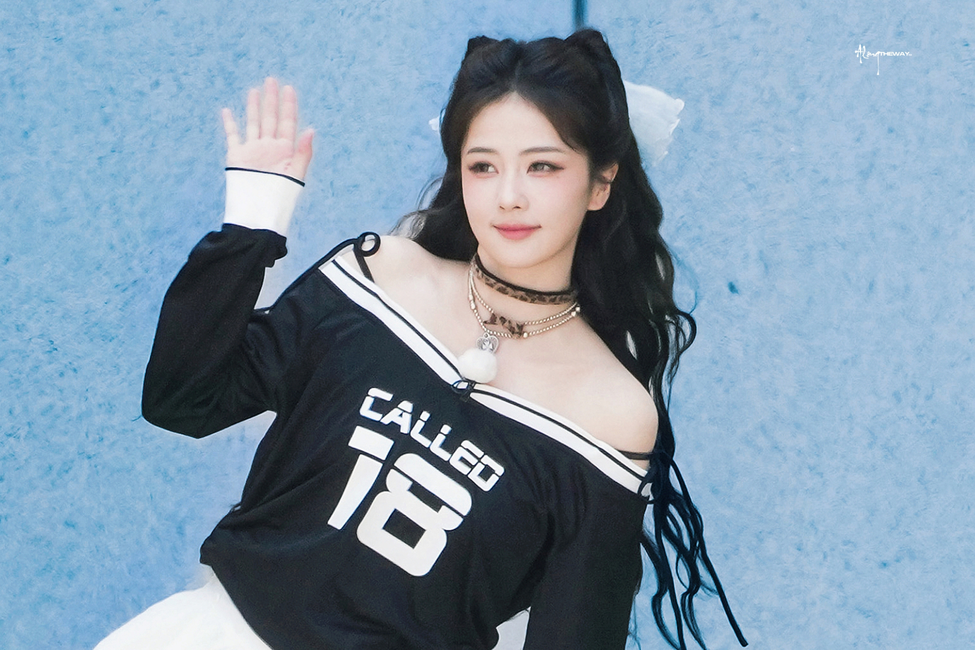 "Hồng kh&iacute; dưỡng nhan" l&agrave; g&igrave;, cứ nh&igrave;n mỹ nh&acirc;n n&agrave;y sẽ biết: Visual đ&atilde; đời con mắt, cả showbiz đuổi theo kh&ocirc;ng kịp- Ảnh 2.