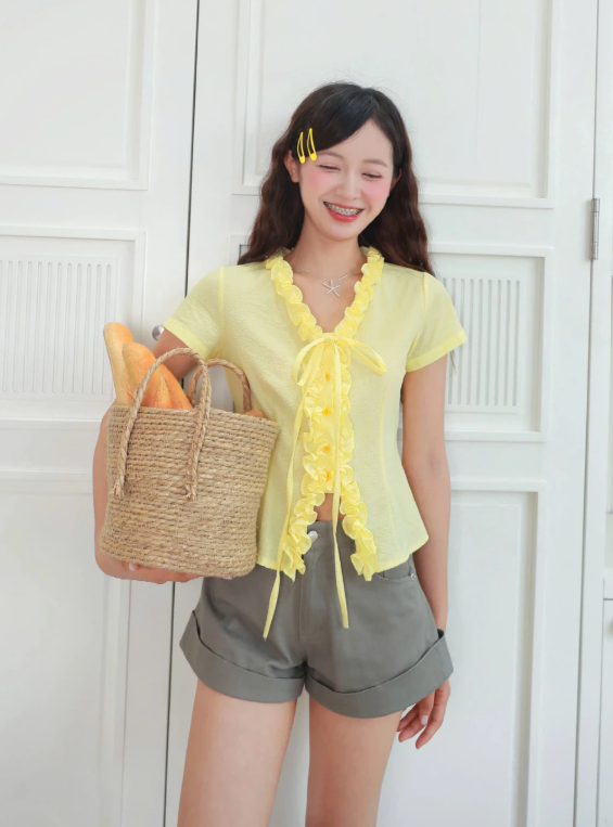 &ldquo;Ti&ecirc;n nữ mukbang&rdquo; Quỳnh Trương ăn th&ugrave;ng uống vại: Visual xinh như b&uacute;p b&ecirc;, style lại chuẩn tiểu thư, nh&igrave;n outfit n&agrave;o cũng muốn mặc theo- Ảnh 24.