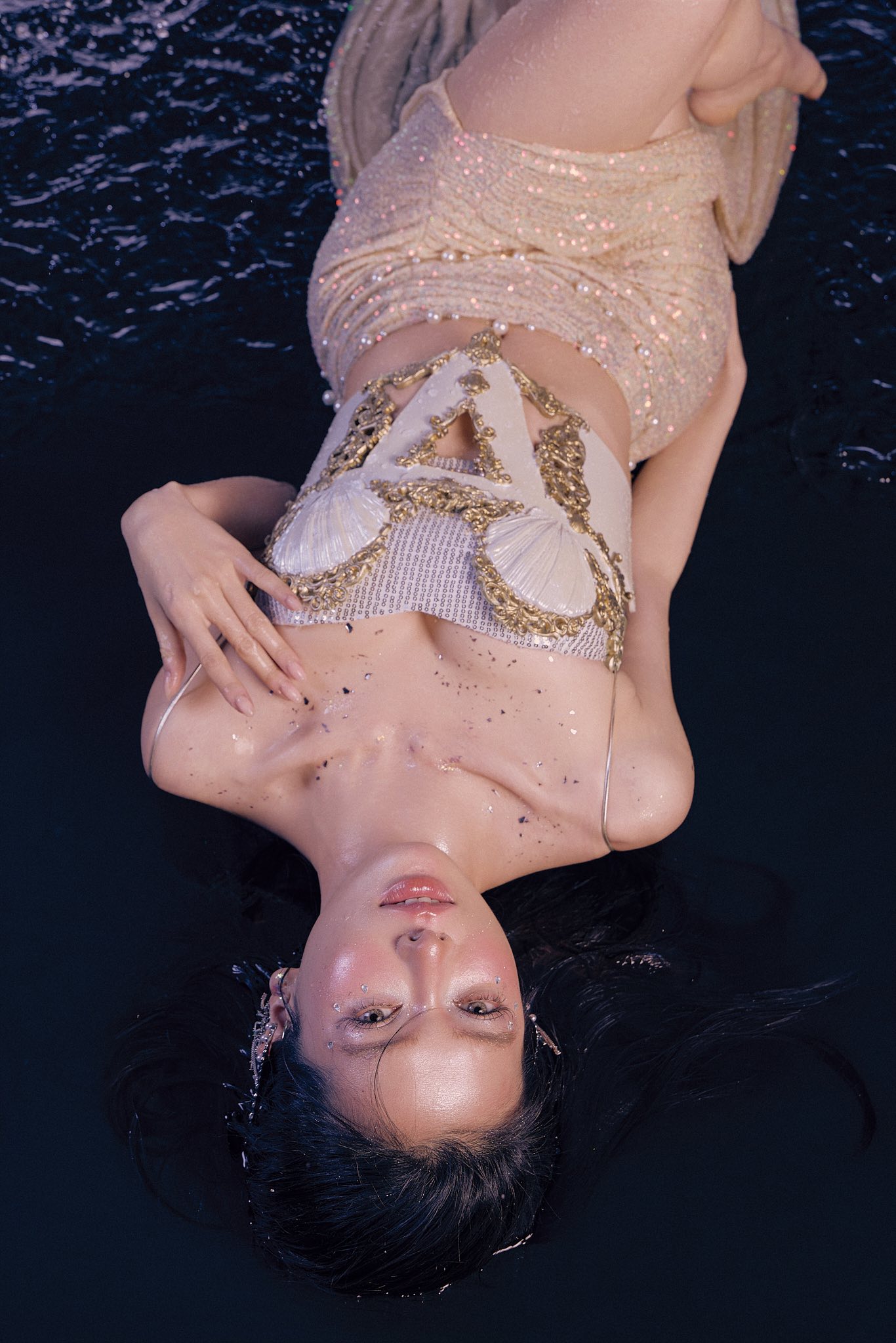 N&agrave;ng hot girl "lột x&aacute;c" nhờ phẫu thuật h&agrave;m m&oacute;m, nhan sắc hiện tại chuẩn bản sao Baifern- Ảnh 10.