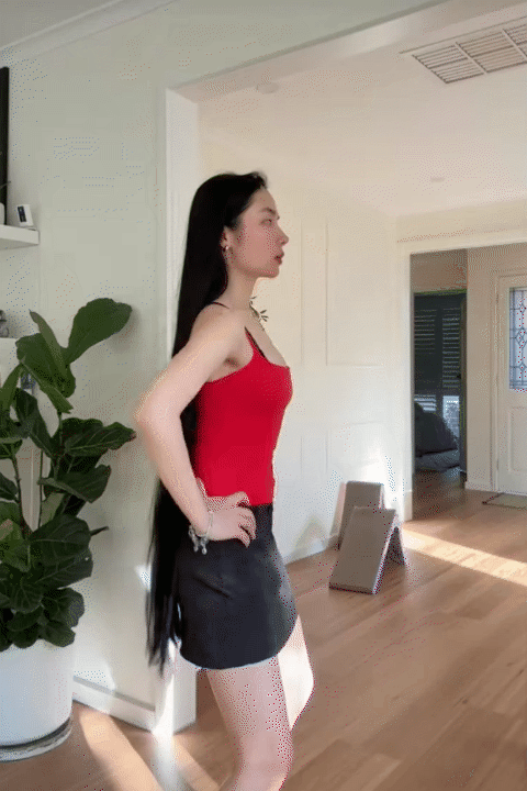 Qu&yacute; c&ocirc; U40 lắc eo 100 lần/ng&agrave;y, duy tr&igrave; suốt 15 năm, d&ugrave; d&aacute;ng đầy đặn hay gầy mảnh vẫn c&oacute; v&ograve;ng 2 thon gọn- Ảnh 9.