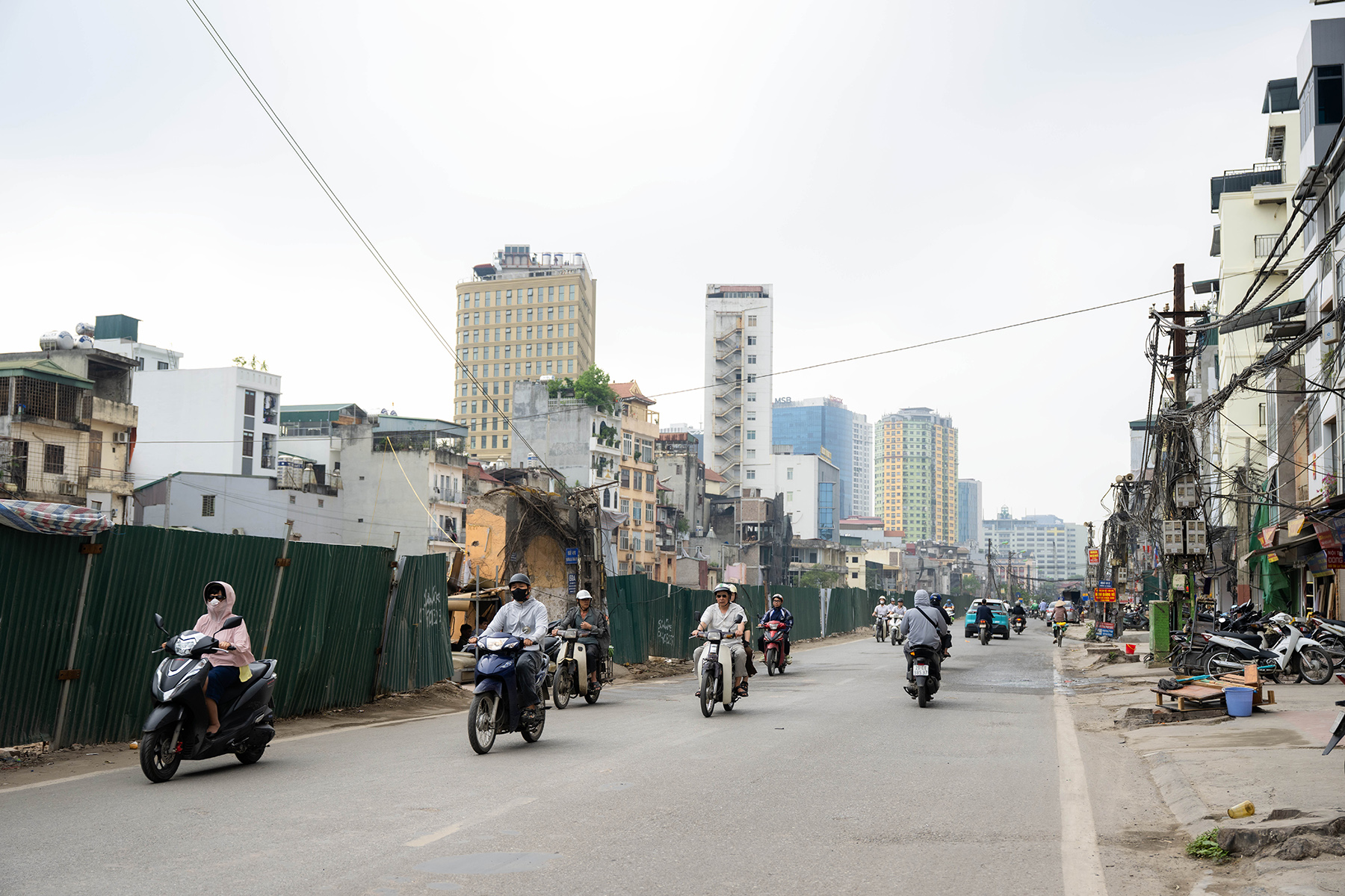 Nhìn từ trên cao, tuyến Vành đai 1 hơn 7.200 tỉ đồng giờ ra sao sau gần 3 tháng thi công?- Ảnh 17. Nhìn từ trên cao, tuyến Vành đai 1 hơn 7.200 tỉ đồng giờ ra sao sau gần 3 tháng thi công?- Ảnh 17.