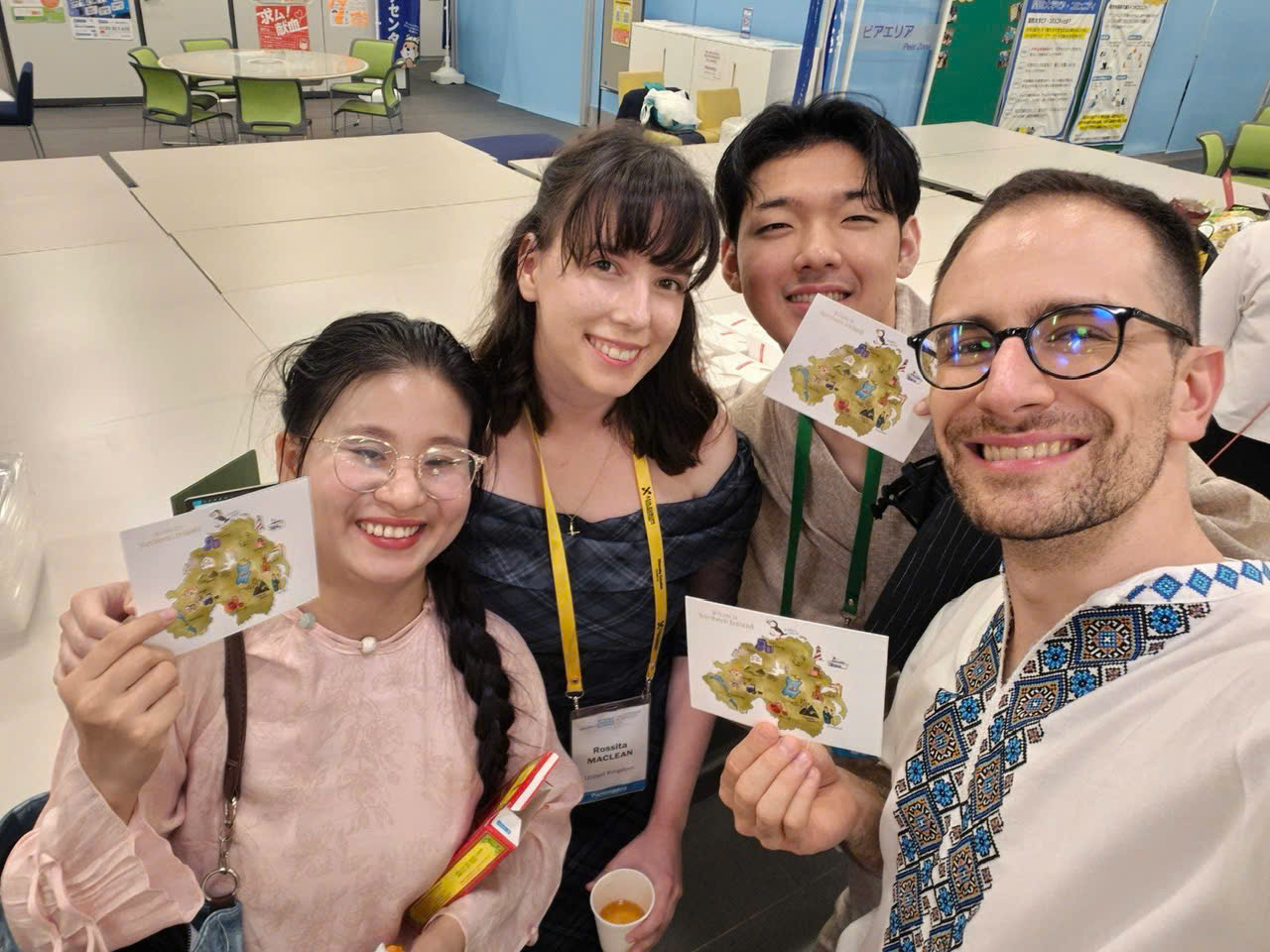 Bố mẹ chưa học hết cấp 2 nu&ocirc;i con khiếm thị đỗ c&ugrave;ng l&uacute;c Harvard, Oxford, Stanford, Johns Hopkins...: "Kh&ocirc;ng phải m&igrave;nh chọn trường m&agrave; t&agrave;i ch&iacute;nh sẽ chọn"- Ảnh 12.