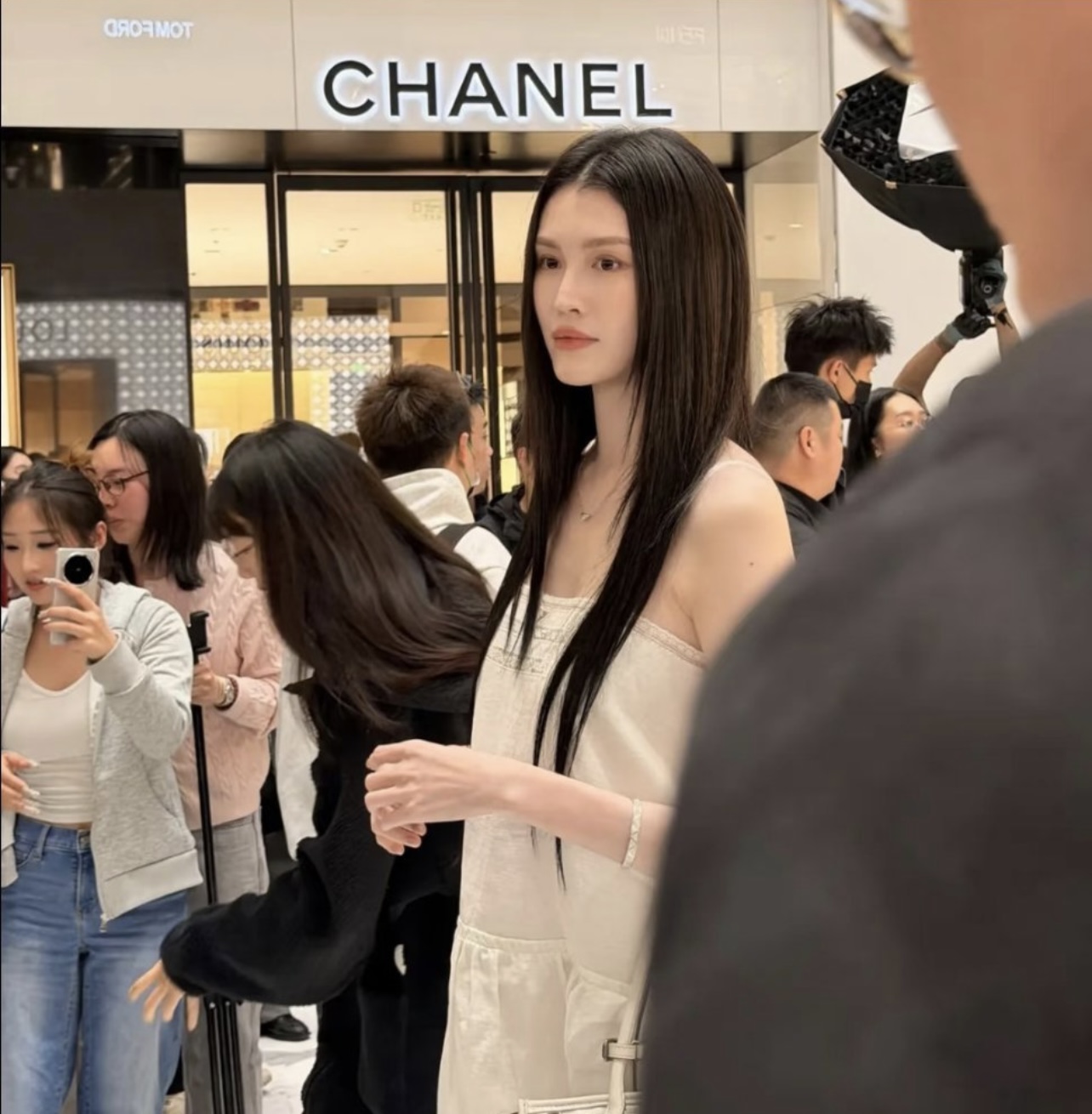 D&aacute;ng v&oacute;c kh&oacute; tin sau 5 th&aacute;ng sinh con của thi&ecirc;n thần Victoria's Secret: L&agrave; đ&atilde; c&oacute; lần sinh đẻ n&agrave;o chưa?- Ảnh 3.