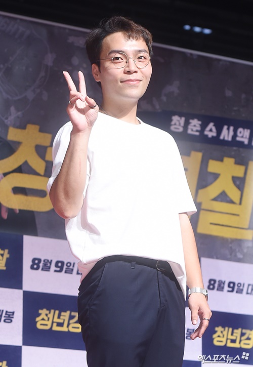 Jisoo bất ngờ tung ảnh cưới, đột ngột kết h&ocirc;n- Ảnh 2.