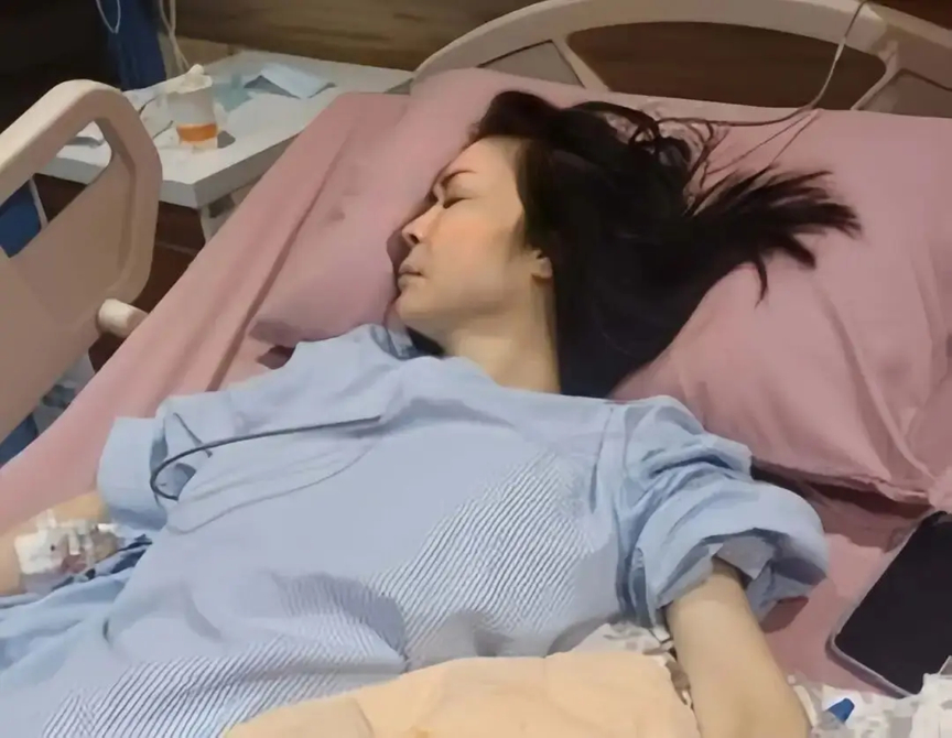 1 nữ diễn vi&ecirc;n mắc ung thư giai đoạn cuối đ&atilde; di căn ra nhiều bộ phận cơ thể- Ảnh 1.