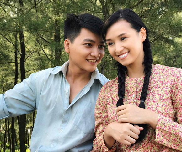 Nữ diễn vi&ecirc;n gi&agrave;u nhất miền Bắc: Tự nhận c&oacute; sugar daddy bao nu&ocirc;i, ở biệt thự 60 tỷ, kim cương nhiều v&ocirc; kể- Ảnh 1.