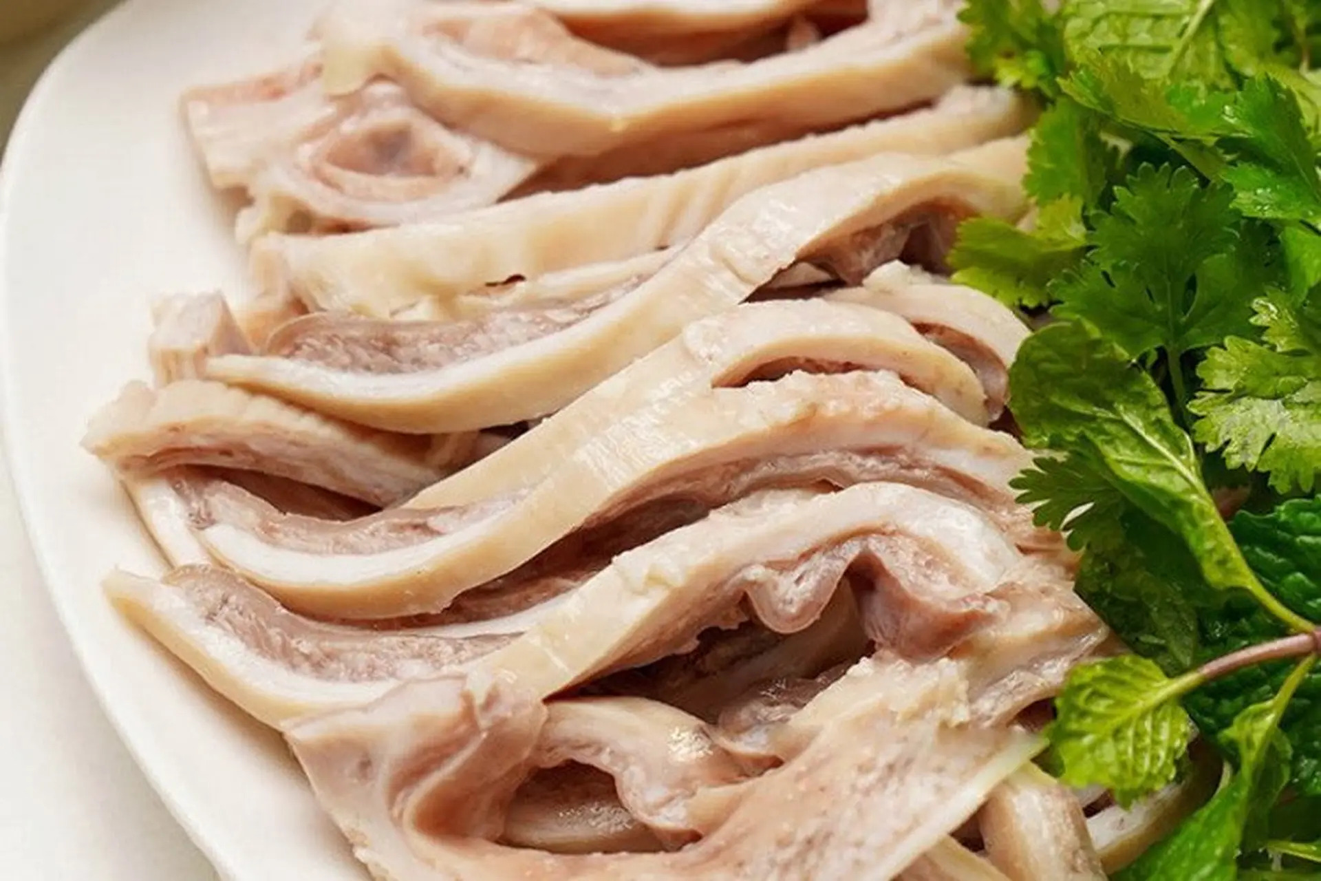 Ở con lợn c&oacute; 1 m&oacute;n nội tạng cực gi&agrave;u collagen, th&uacute;c đẩy ti&ecirc;u h&oacute;a, phục hồi m&ocirc; tổn thương: Ra chợ l&agrave; mua được- Ảnh 1.