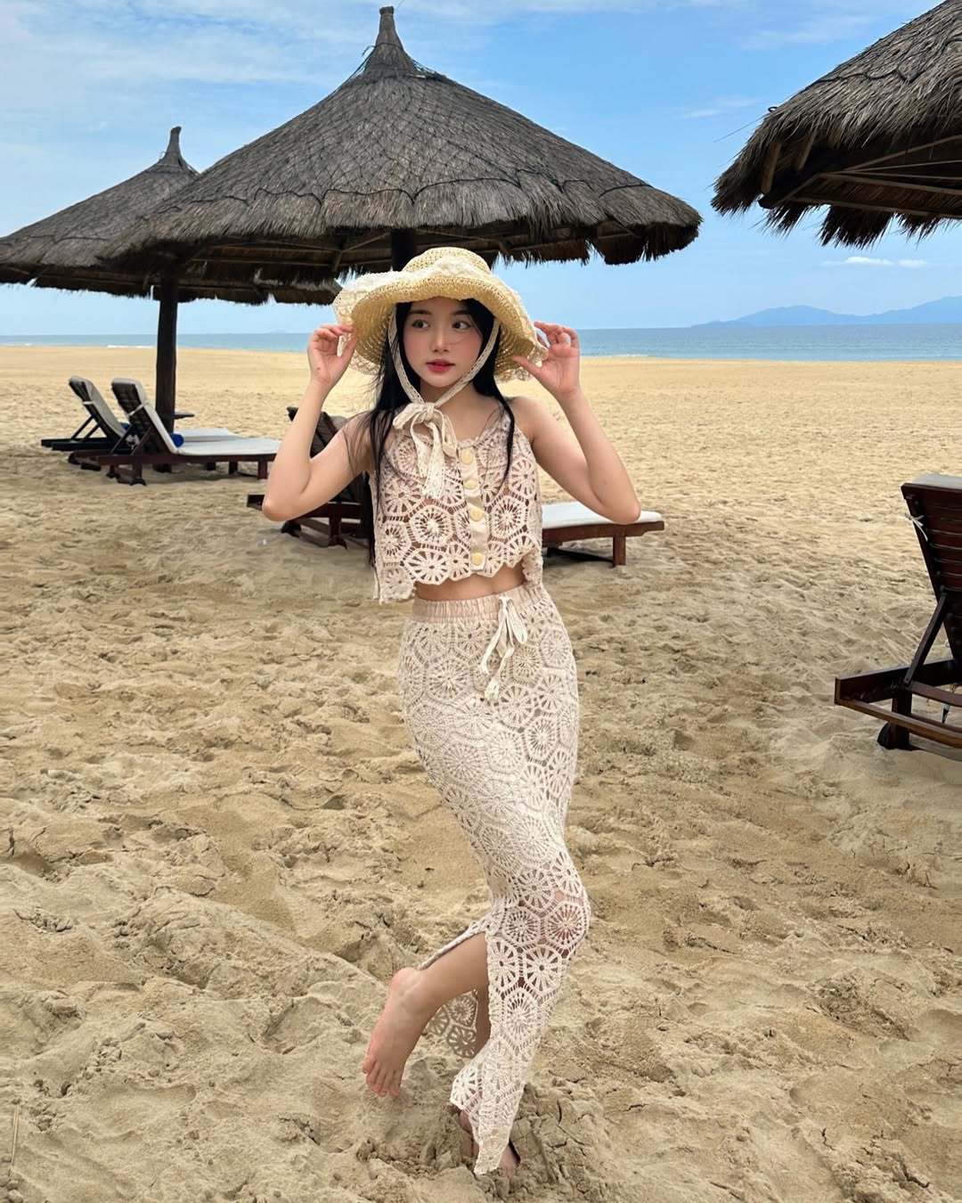 &ldquo;Ti&ecirc;n nữ mukbang&rdquo; Quỳnh Trương ăn th&ugrave;ng uống vại: Visual xinh như b&uacute;p b&ecirc;, style lại chuẩn tiểu thư, nh&igrave;n outfit n&agrave;o cũng muốn mặc theo- Ảnh 17.