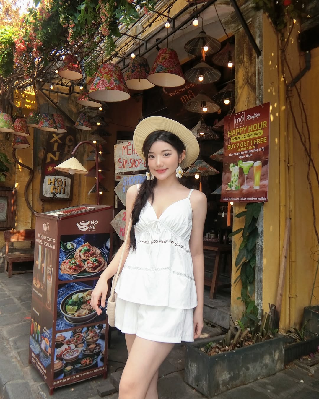 &ldquo;Ti&ecirc;n nữ mukbang&rdquo; Quỳnh Trương ăn th&ugrave;ng uống vại: Visual xinh như b&uacute;p b&ecirc;, style lại chuẩn tiểu thư, nh&igrave;n outfit n&agrave;o cũng muốn mặc theo- Ảnh 12.