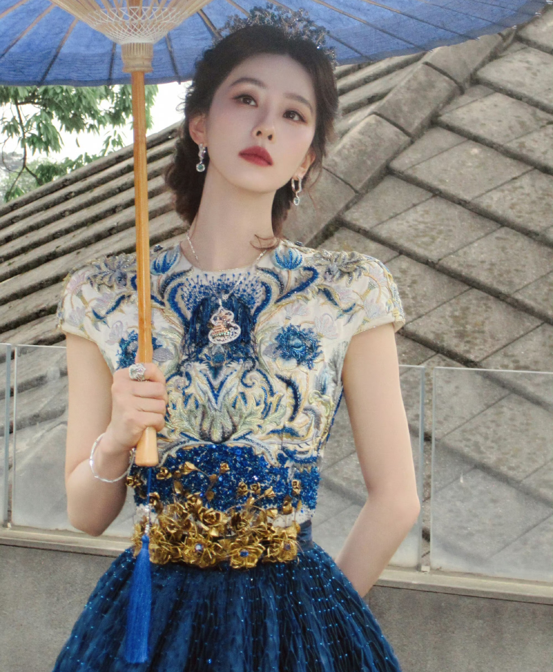 Nh&igrave;n mỹ nh&acirc;n n&agrave;y mới biết 