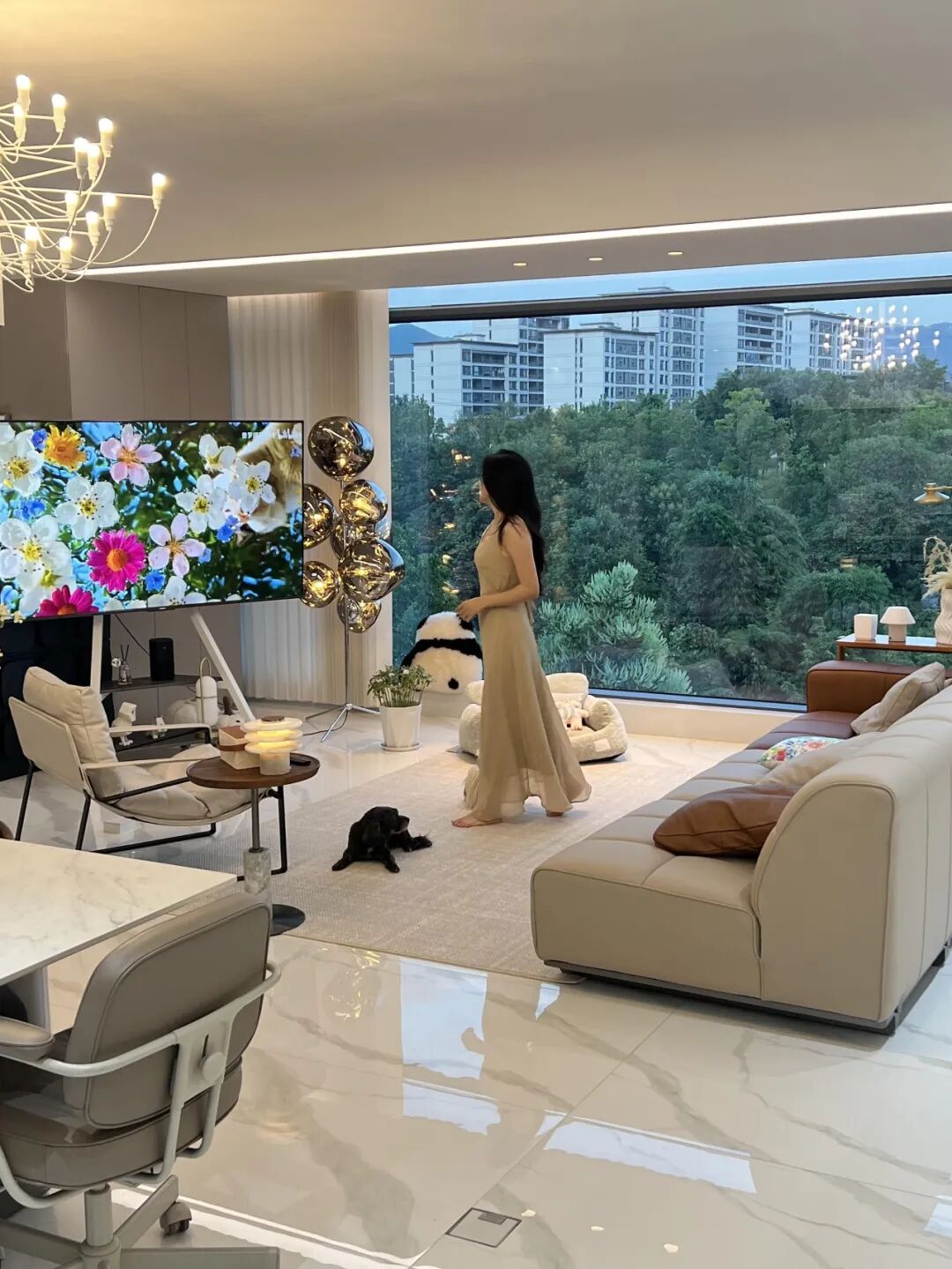 T&ocirc;i từng m&ecirc; &ldquo;ph&ograve;ng kh&aacute;ch rộng&rdquo; khi mua nh&agrave; - đến l&uacute;c dọn v&agrave;o ở mới nhận ra 6 rắc rối kh&ocirc;ng ai n&oacute;i trước- Ảnh 2.