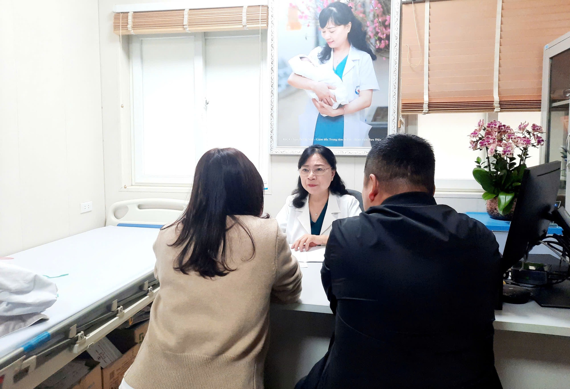 Người đàn ông 50 tuổi đã có 1 con, đi khám bỗng phát hiện không có tinh trùng: Bất ngờ với nguyên nhân- Ảnh 1. Người đàn ông 50 tuổi đã có 1 con, đi khám bỗng phát hiện không có tinh trùng: Bất ngờ với nguyên nhân- Ảnh 1.