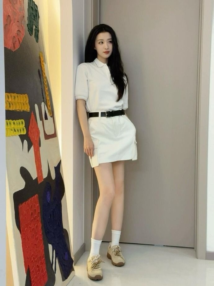 C&ocirc; g&aacute;i sở hữu visual ngọt như quyện mật ong, đẹp tuyệt mỹ ở mọi g&oacute;c độ: Style ho&agrave;n hảo tựa "s&aacute;ch gi&aacute;o khoa"- Ảnh 10.