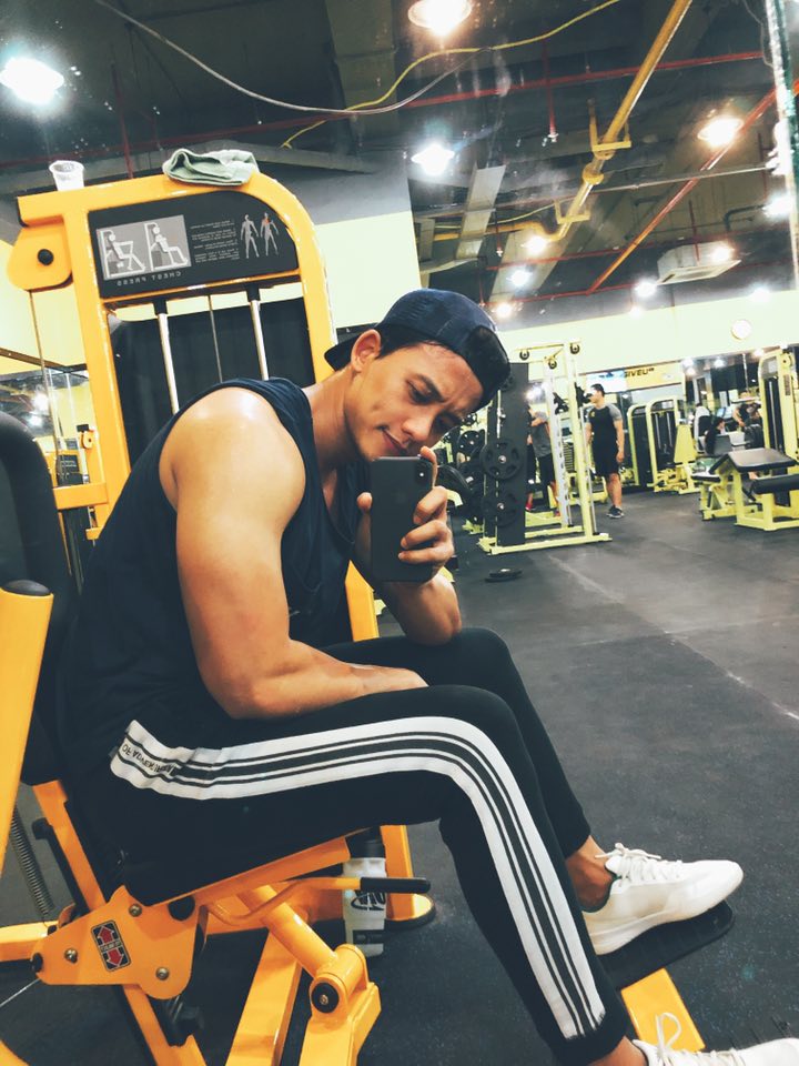 Bí mật đằng sau body 6 múi gây sốt của Mai Tài Phến- Ảnh 1. Bí mật đằng sau body 6 múi gây sốt của Mai Tài Phến- Ảnh 1.