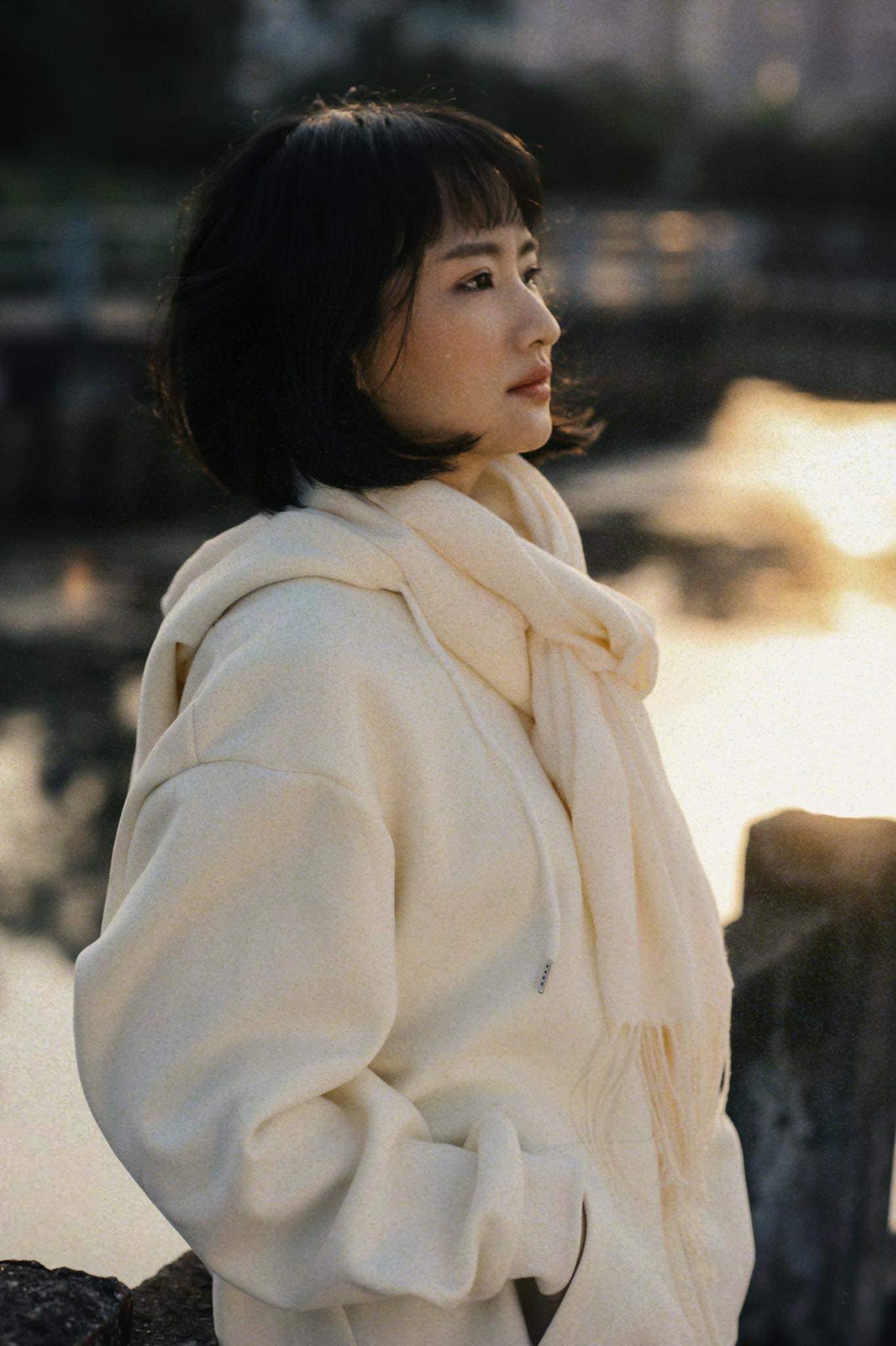 "Nữ sinh y&ecirc;u thầy Mai T&agrave;i Phến" biến mất khỏi showbiz - Ảnh 5.