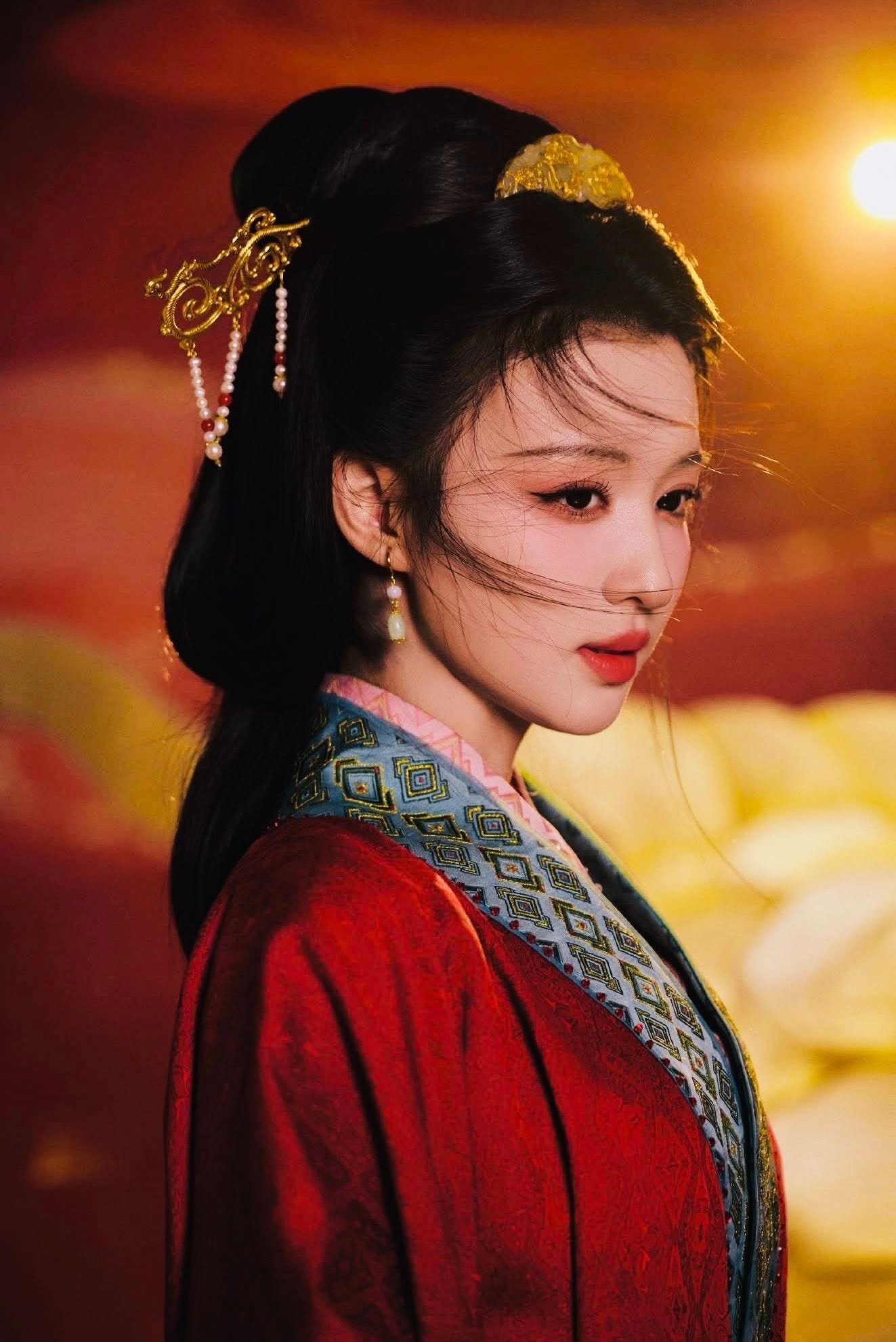 C&ocirc; g&aacute;i sở hữu visual ngọt như quyện mật ong, đẹp tuyệt mỹ ở mọi g&oacute;c độ: Style ho&agrave;n hảo tựa "s&aacute;ch gi&aacute;o khoa"- Ảnh 2.