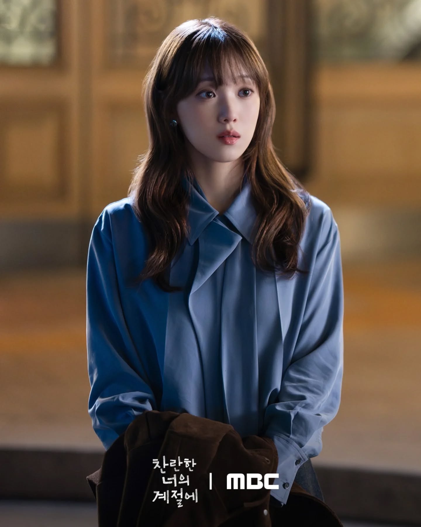 Nữ thần c&ocirc;ng sở đẹp nhất m&agrave;n ảnh H&agrave;n 2026: Biến văn ph&ograve;ng th&agrave;nh s&agrave;n diễn thời trang, cả ch&acirc;u &Aacute; muốn học lỏm- Ảnh 10.