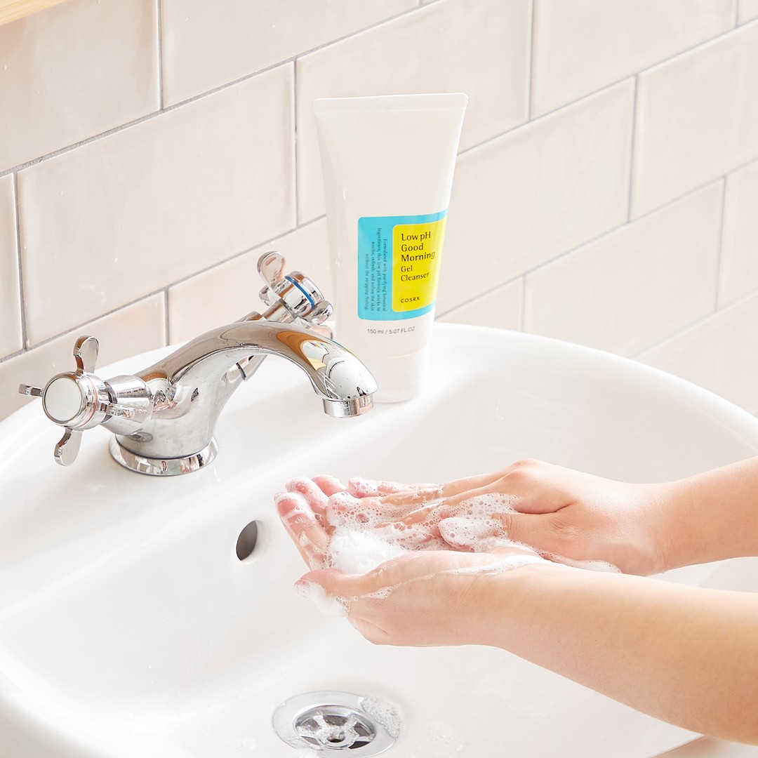 5 lọ sữa rửa mặt H&agrave;n Quốc mềm da m&agrave; vẫn l&agrave;m sạch hiệu quả, d&ugrave;ng l&agrave; m&ecirc; kh&ocirc;ng muốn đổi loại kh&aacute;c- Ảnh 1.