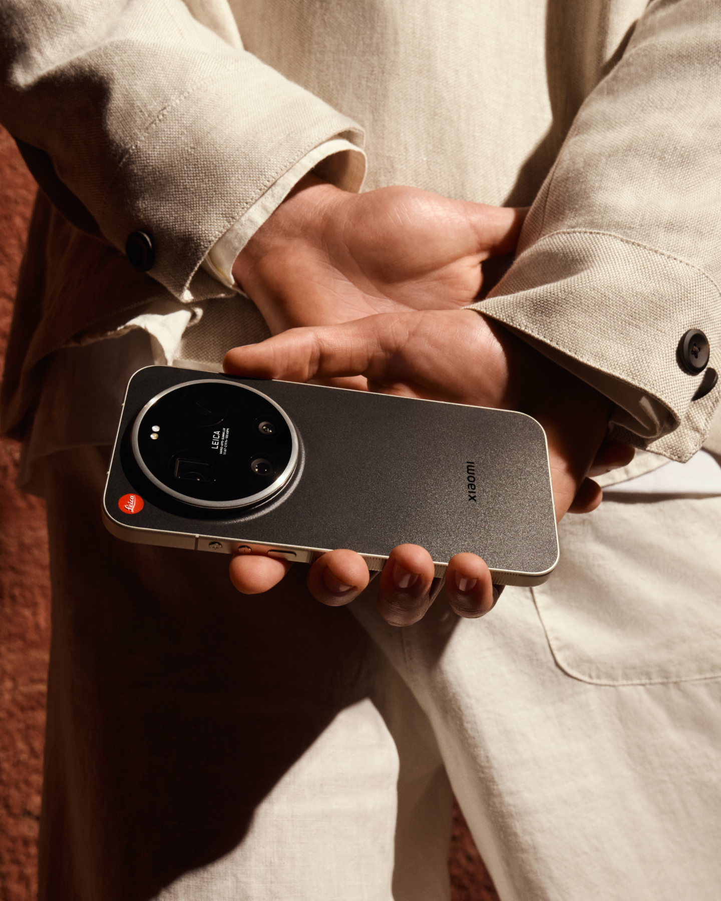 Điện thoại Leica Leitzphone ra mắt tại Việt Nam, có gì hot mà giá 50 triệu đồng?- Ảnh 2. Điện thoại Leica Leitzphone ra mắt tại Việt Nam, có gì hot mà giá 50 triệu đồng?- Ảnh 2.