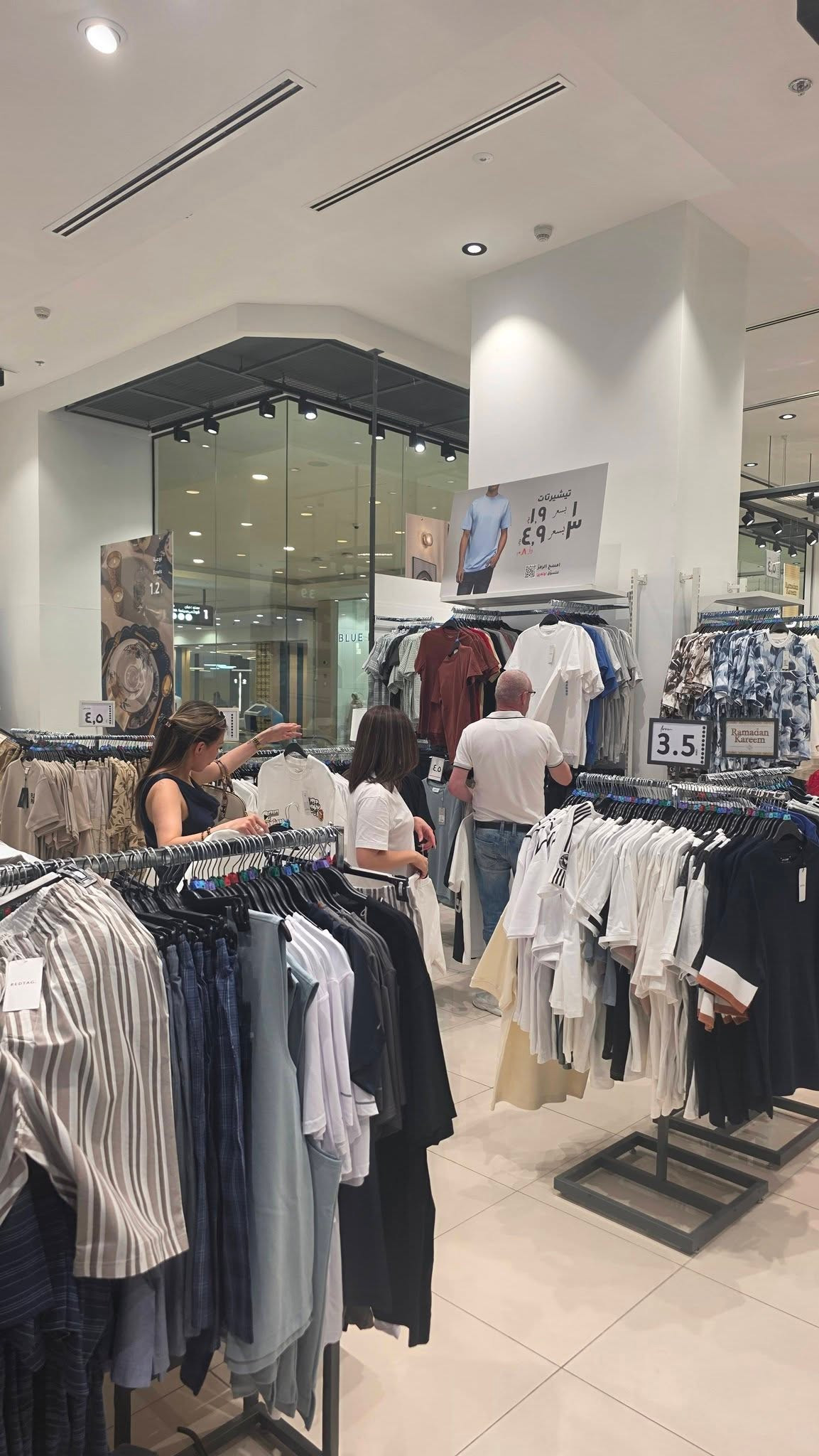 Du kh&aacute;ch Việt kẹt ở Trung Đ&ocirc;ng kể cảm gi&aacute;c "đứng giữa ranh giới sinh tử"- Ảnh 4.