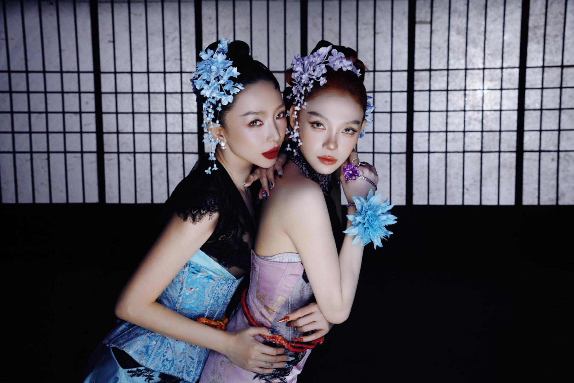 N&iacute;n thở với m&agrave;n kết hợp của Minh Hằng - T&oacute;c Ti&ecirc;n: Gấp đ&ocirc;i visual, loạt ph&acirc;n cảnh th&acirc;n mật t&aacute;o bạo kh&ocirc;ng chịu nổi!- Ảnh 6.