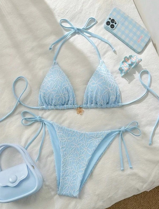 Thiều Bảo Tr&acirc;m diện bikini l&agrave; "thần"- Ảnh 11.