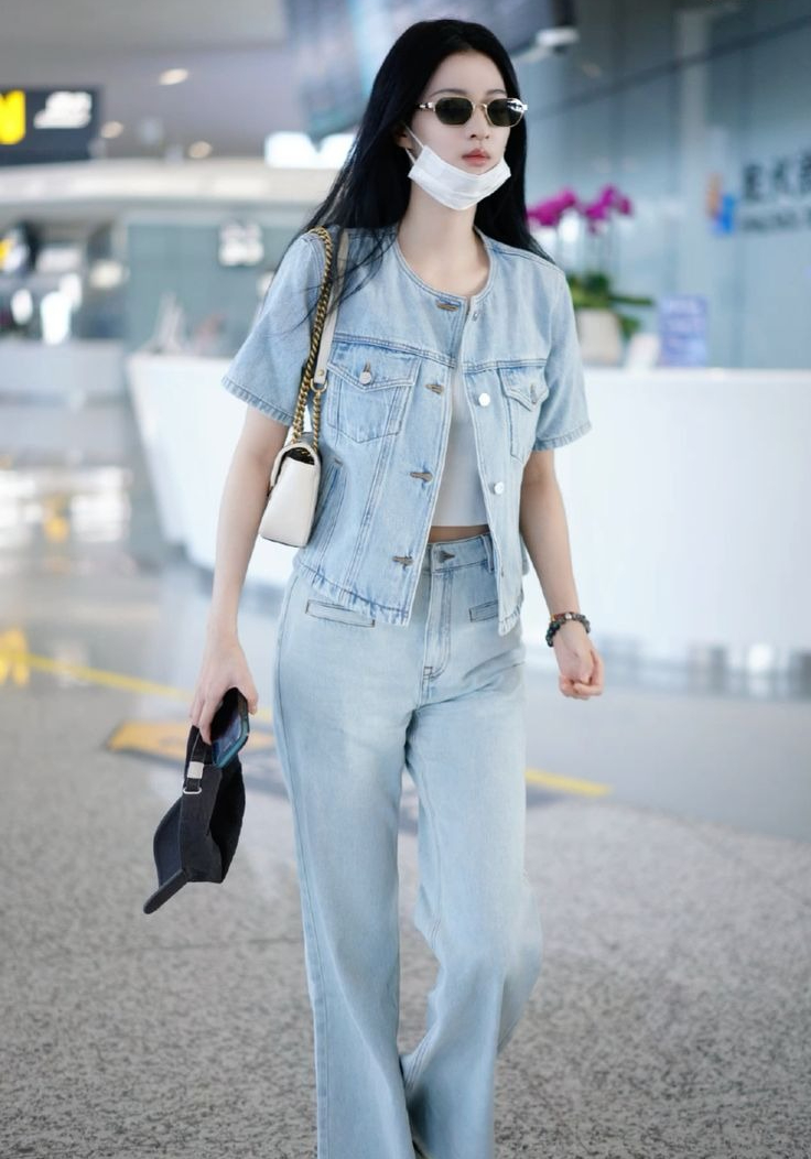 C&ocirc; g&aacute;i sở hữu visual ngọt như quyện mật ong, đẹp tuyệt mỹ ở mọi g&oacute;c độ: Style ho&agrave;n hảo tựa "s&aacute;ch gi&aacute;o khoa"- Ảnh 12.