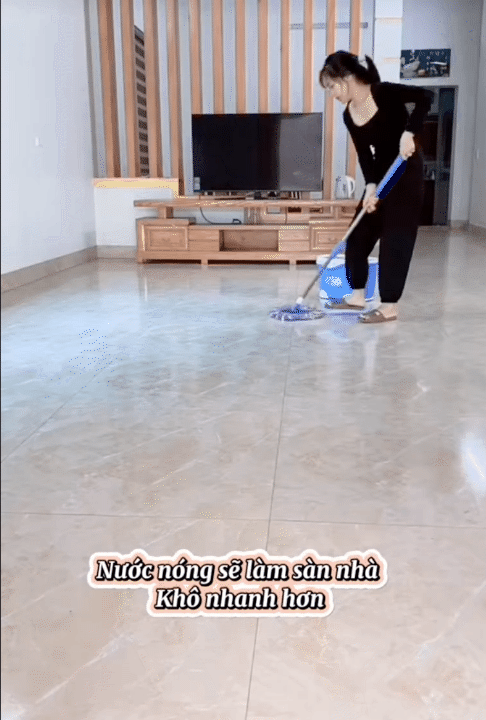 "&Aacute;m ảnh" với m&ugrave;a nồm k&eacute;o d&agrave;i, chị em rỉ tai nhau 3 chi&ecirc;u lau nh&agrave; sạch bong, thơm m&aacute;t, kh&ocirc; r&aacute;o cực hiệu nghiệm- Ảnh 8.