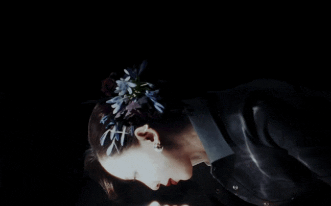 N&iacute;n thở với m&agrave;n kết hợp của Minh Hằng - T&oacute;c Ti&ecirc;n: Gấp đ&ocirc;i visual, loạt ph&acirc;n cảnh th&acirc;n mật t&aacute;o bạo kh&ocirc;ng chịu nổi!- Ảnh 3.