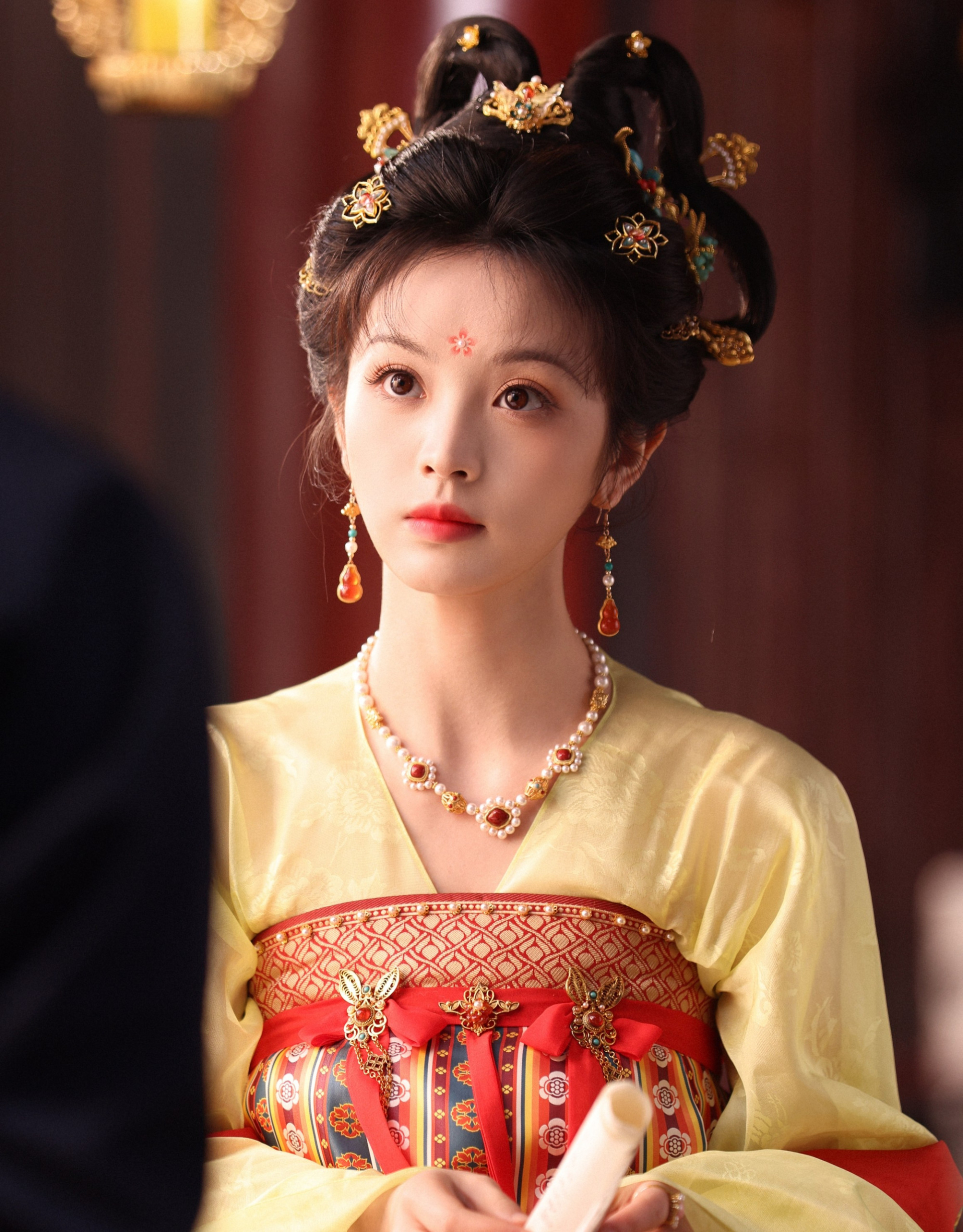 Tứ đại mỹ nh&acirc;n thế hệ mới đẹp nhất Trung Quốc: Vương Sở Nhi&ecirc;n đỉnh miễn b&agrave;n, 1 người bị ch&ecirc; kh&ocirc;ng xứng đ&aacute;ng- Ảnh 5.